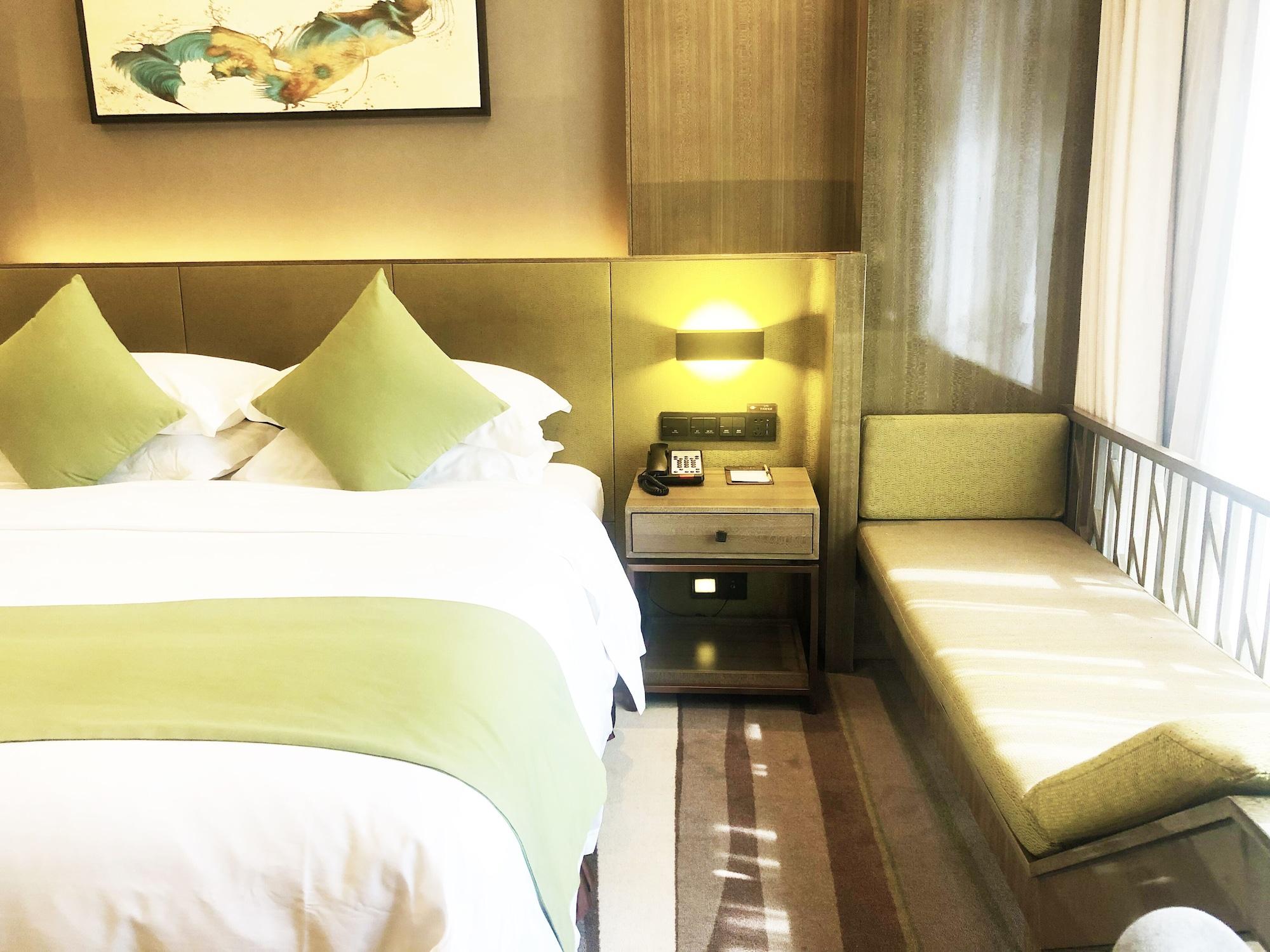 Leshan Ramada Hotel Екстериор снимка