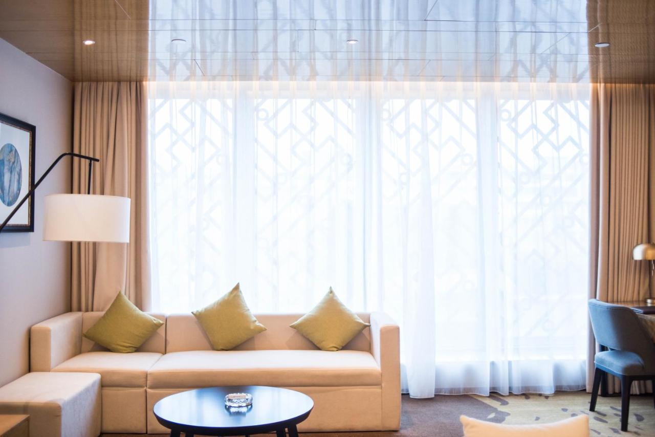 Leshan Ramada Hotel Екстериор снимка