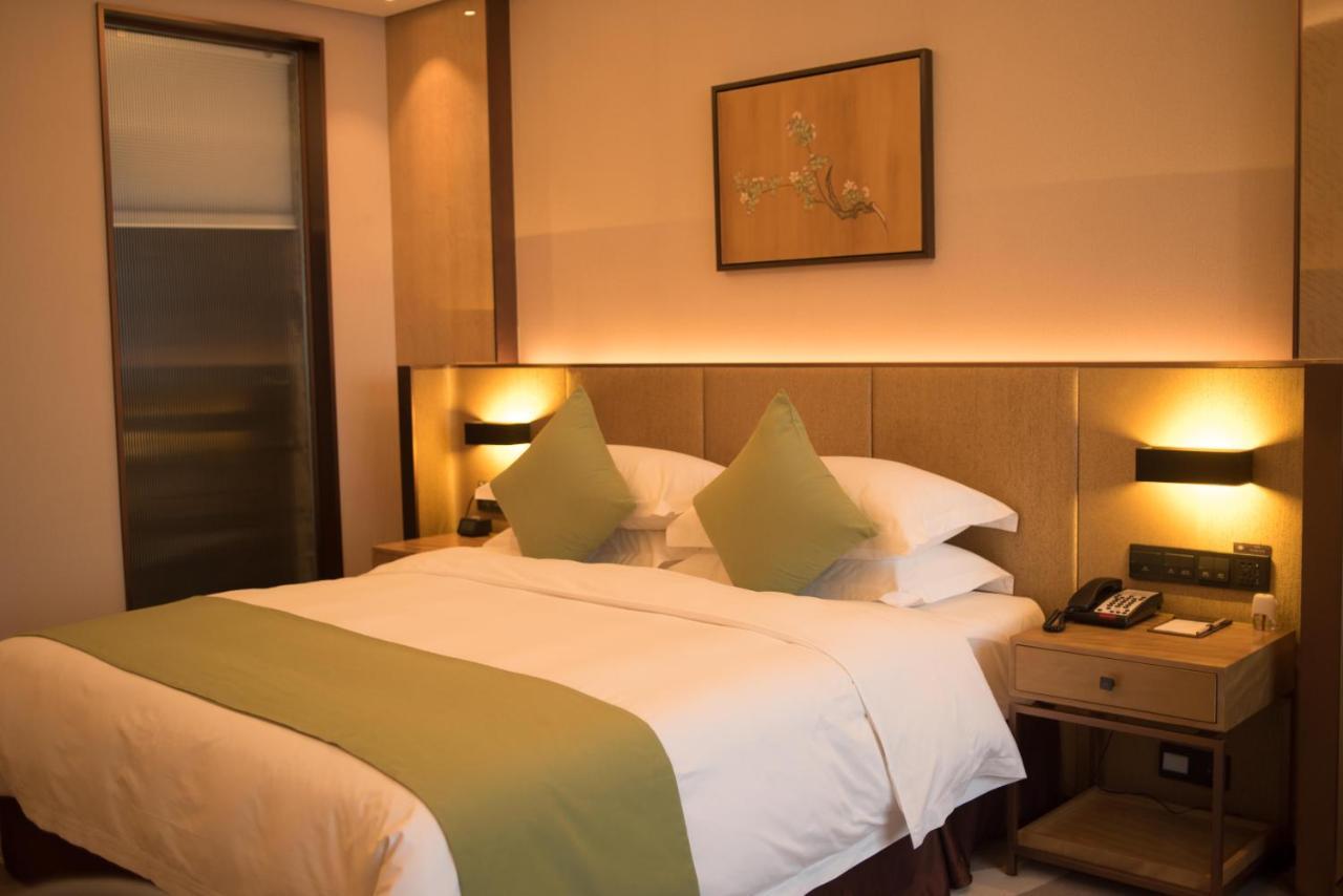 Leshan Ramada Hotel Екстериор снимка