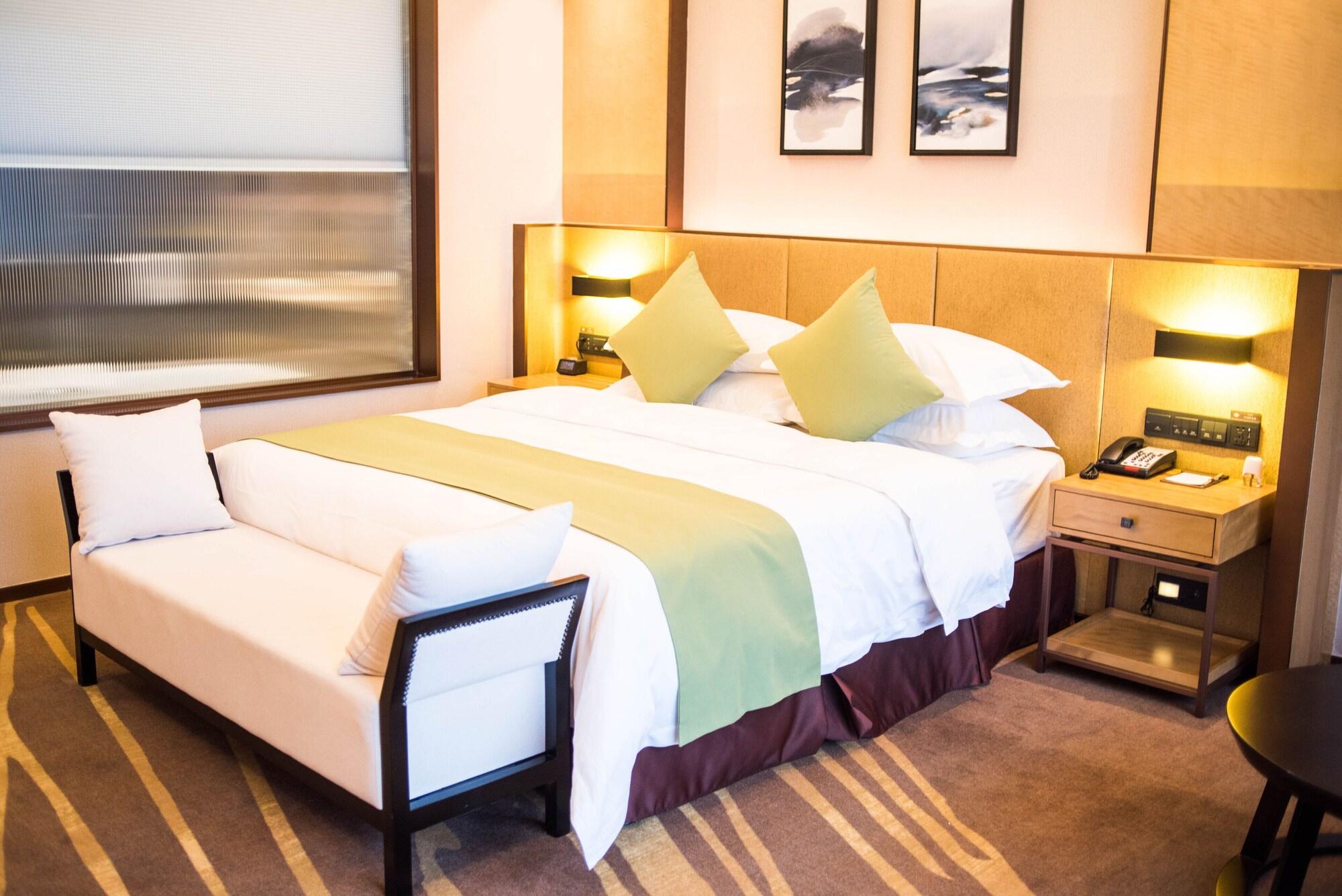 Leshan Ramada Hotel Екстериор снимка