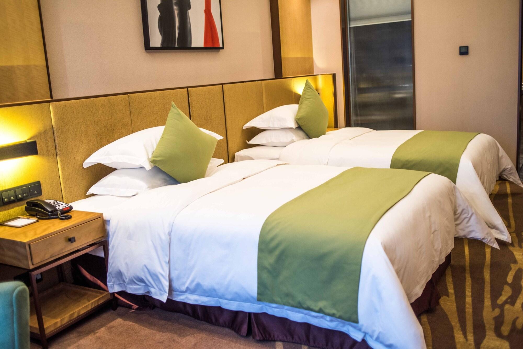Leshan Ramada Hotel Екстериор снимка