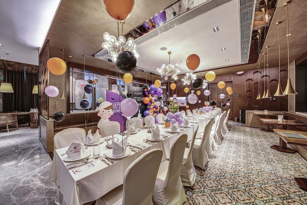Leshan Ramada Hotel Екстериор снимка