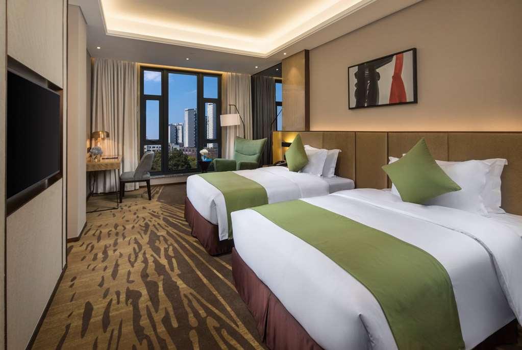 Leshan Ramada Hotel Стая снимка