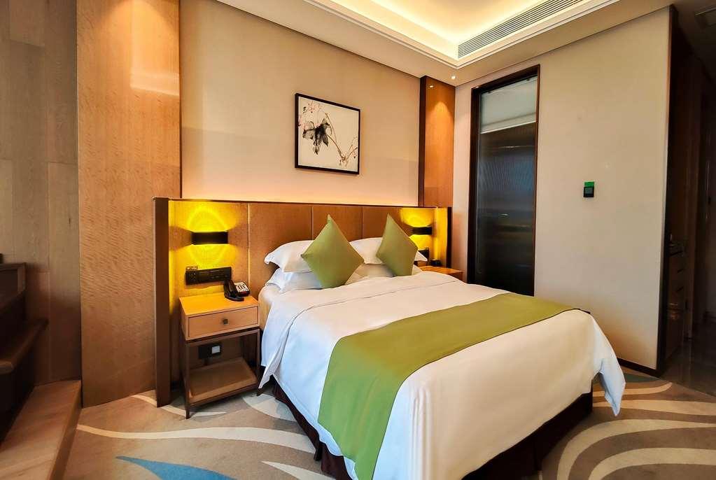 Leshan Ramada Hotel Стая снимка