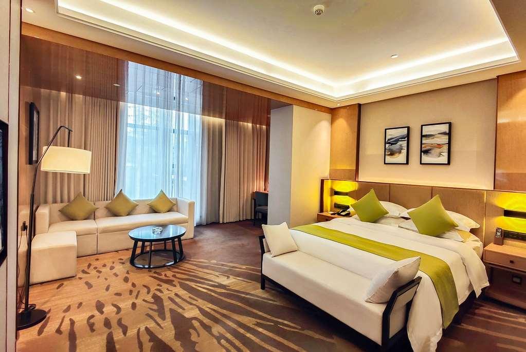 Leshan Ramada Hotel Стая снимка