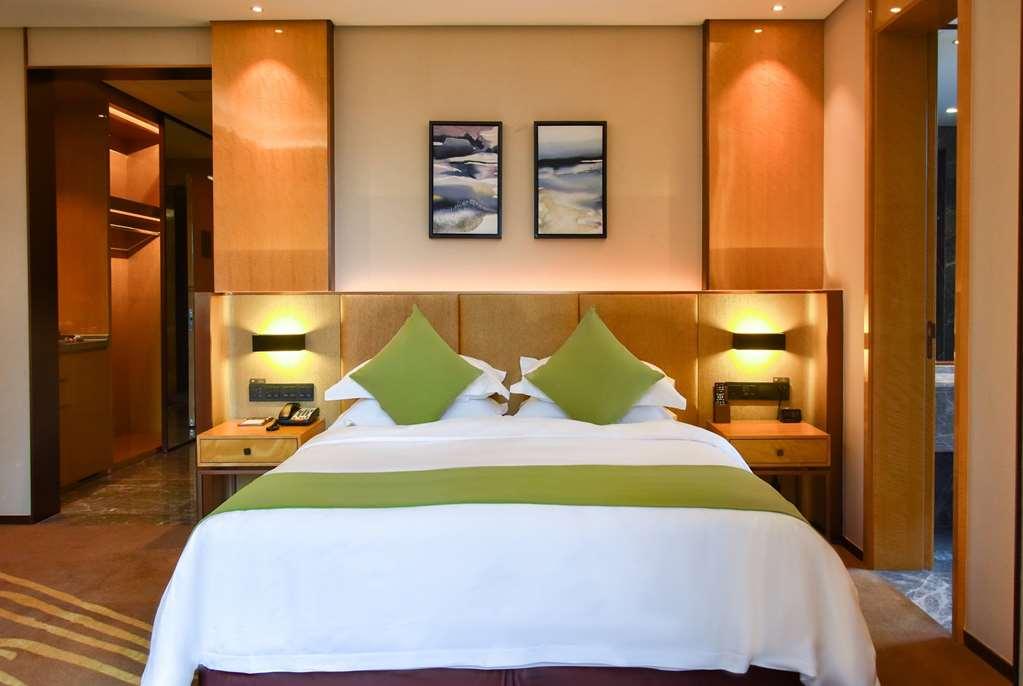 Leshan Ramada Hotel Стая снимка