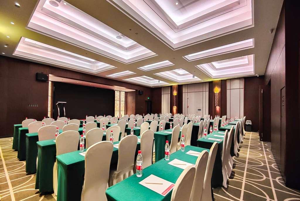 Leshan Ramada Hotel Съоръжения снимка