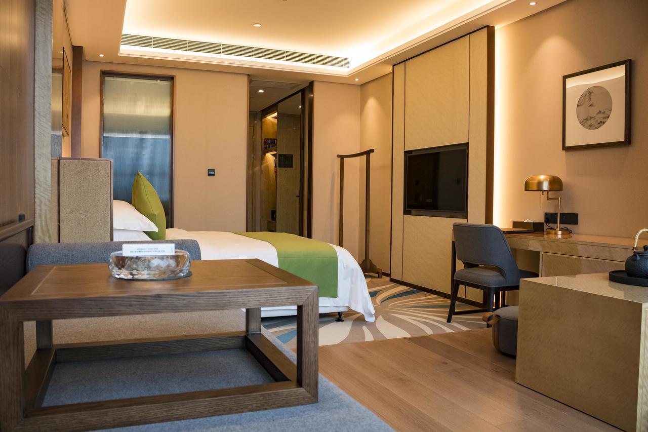 Leshan Ramada Hotel Екстериор снимка