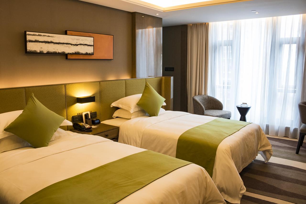 Leshan Ramada Hotel Екстериор снимка