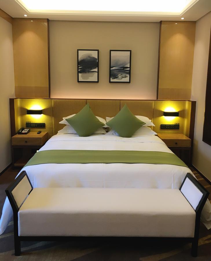 Leshan Ramada Hotel Екстериор снимка